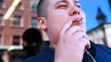 El consumo de tabaco y productos de nicotina entre los jóvenes y adolescentes en EEUU es considerable.