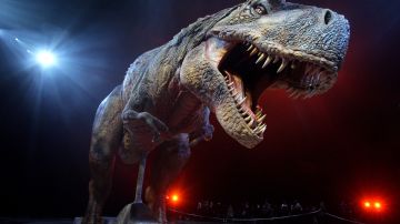 Dinosaurio “revive” en la ONU y advierte de la posible extinción del ser humano
