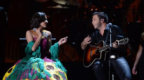 Angela Aguilar y Leonardo Antonio | Jason Koerner/Getty Images for iHeart Radio.