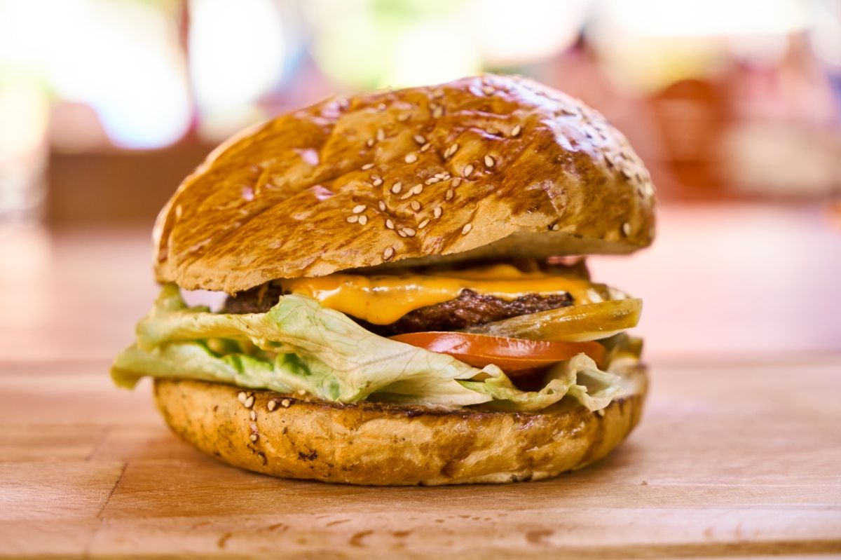 Burger King quiere llegar a vegetarianos y también a las personas que comen carne pero quieren reducir su consumo.