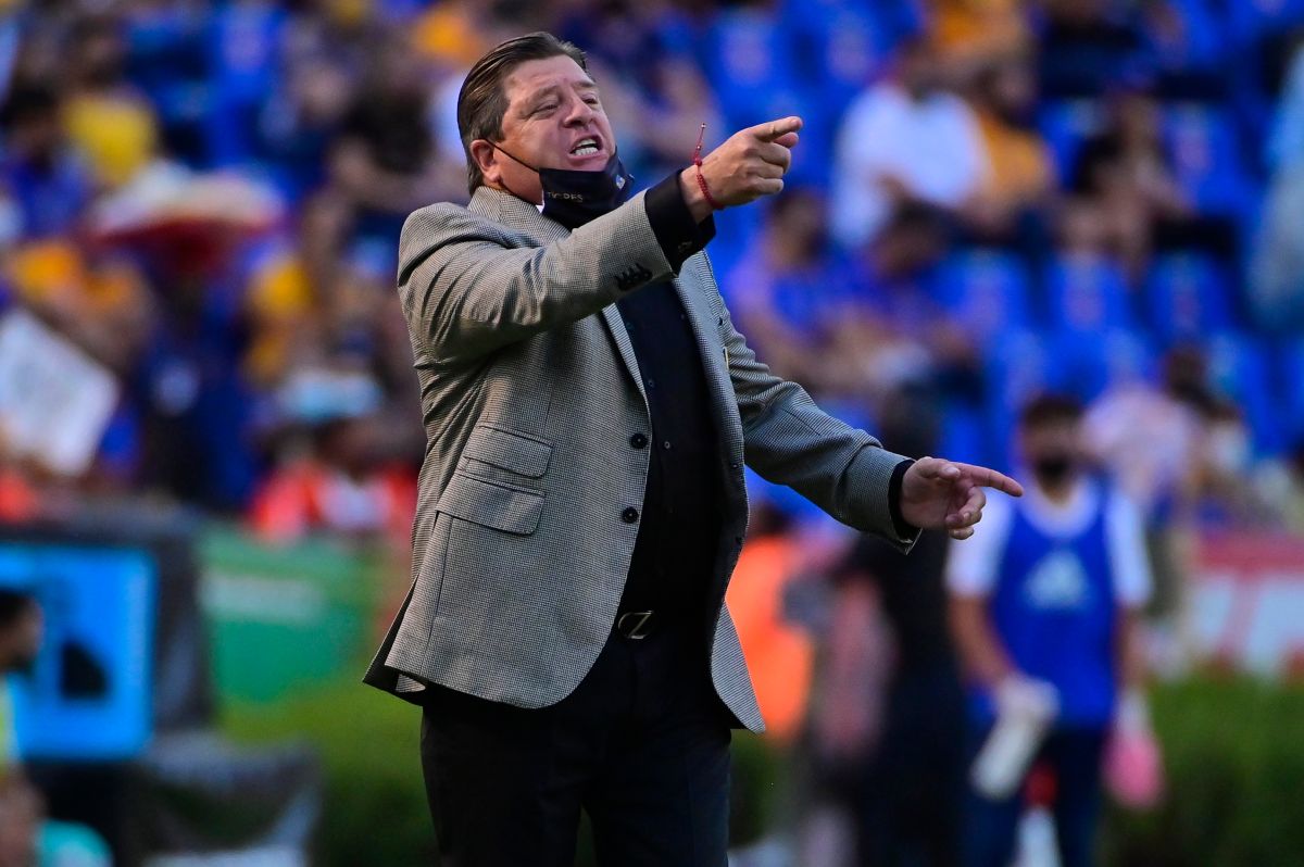 Miguel Herrera raised his voice to defend Mexico: “The important thing is to go to the World Cup, not to play nice”