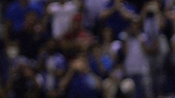 Keylor Navas se suspendió en el aire para completar atajada memorable.