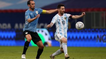 Messi recibirá en Buenos Aires a la siempre dura selección uruguaya.