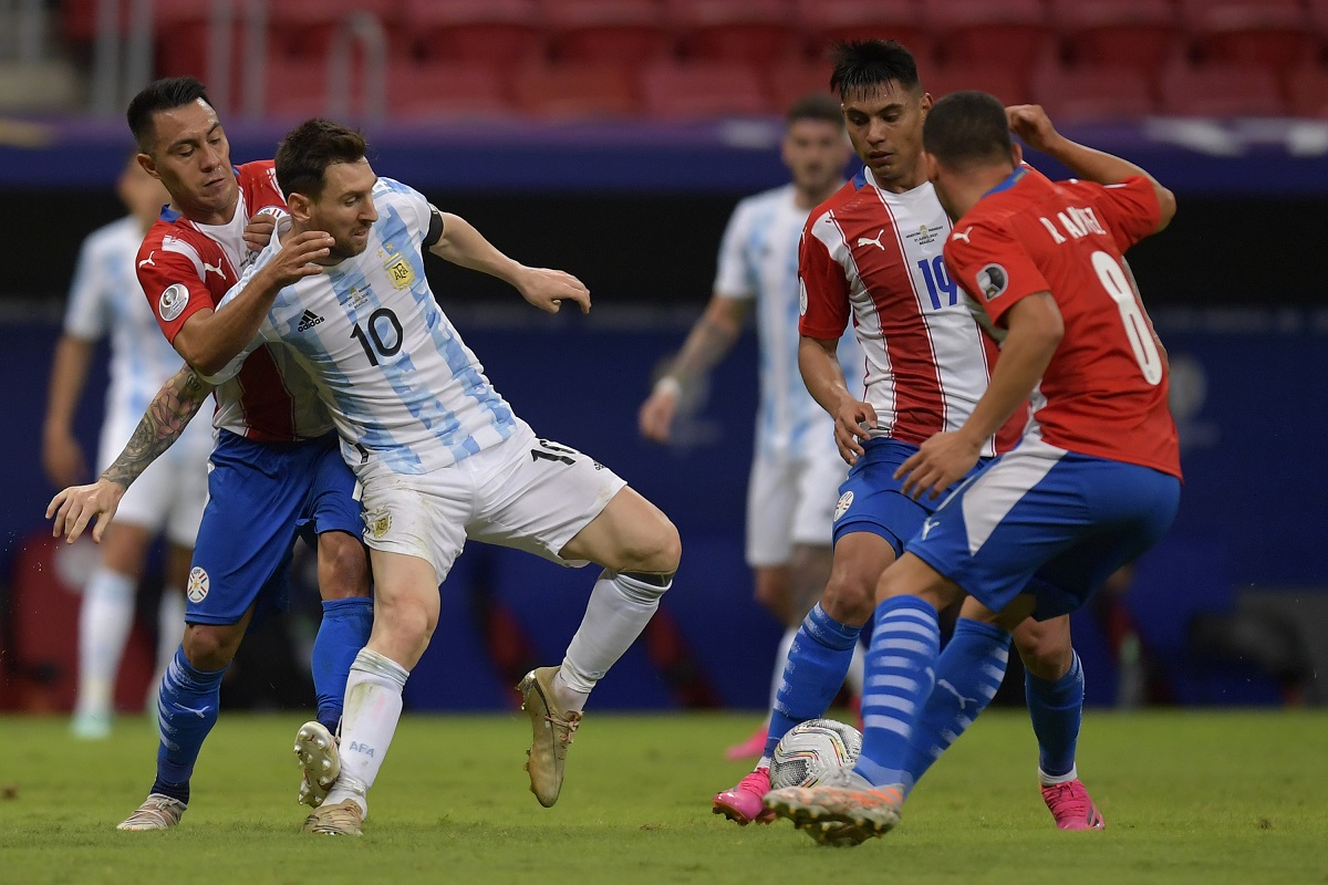 Paraguay coach revealed a strategic plan to stop Lionel Messi in Asunción [Video]