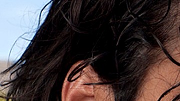 Mario Cimarro enseñó a sus fanáticas su abdomen e hizo explotar las redes sociales.