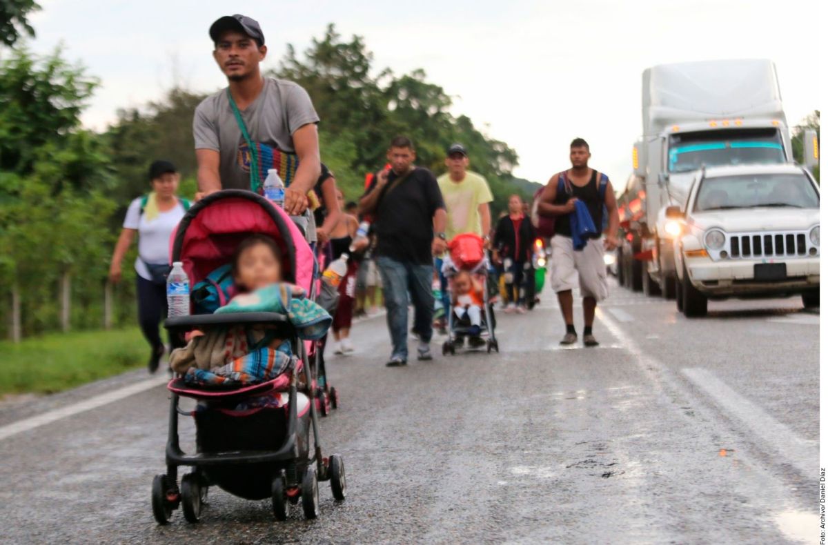 Caravana migrante con mujeres y niños busca llegar a la CDMX y EE.UU. 