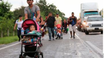 Caravana migrante con mujeres y niños busca llegar a la CDMX y EE.UU.