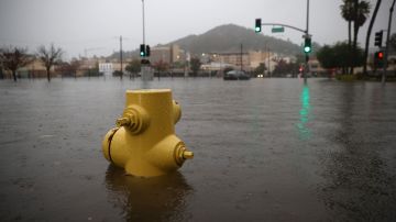 Ni siquiera una tormenta récord acabó con la sequía de California, dicen los expertos