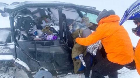 Varios de los maratonistas presentaron leves síntomas de hipotermia cuando fueron rescatados.