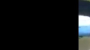 Familias se pelean por mesa.