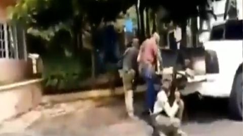 VIDEO: Policías y Cárteles Unidos se preparan para embate del CJNG