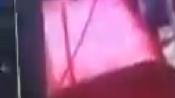 VIDEO: Sicario ataca a hombres dentro de bar en territorio que CJNG disputa a huachicoleros