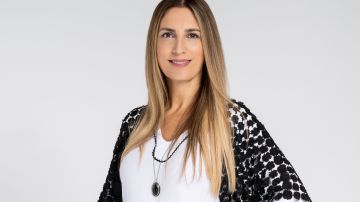 Carina Ricco es beatriz Guardiola en 'Contigo Sí'.