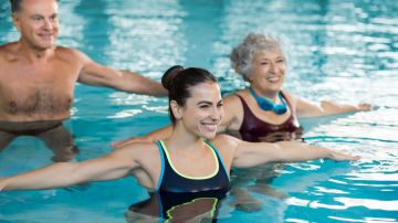 ejercicio en piscina