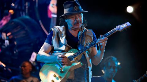 Así es la mansión de la que se deshizo Carlos Santana en la Península del Tiburón