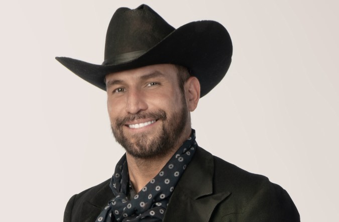 Rafael Amaya regresa a Telemundo con 'Malverde: El Santo Patrón'.