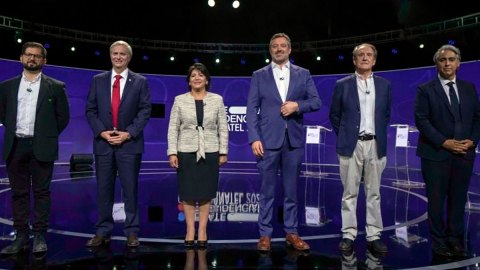 Seis de los siete candidatos que se disputan la presidencia de Chile: Gabriel Boric, José Antonio Kast, Yasna Provoste, Sebastián Sichel, Eduardo Artés y Marco Enríquez-Ominami.