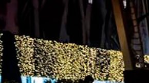 Manifestantes prendieron fuego a neumáticos en la principal zona comercial de Rotterdam.