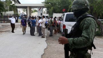 Encapuchados generan pánico en el caribe mexicano; realizaron asesinatos frente a turistas