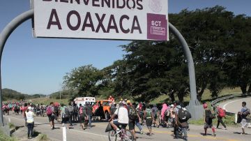 Caravana migrante logra llegar a los límites del Estado de Oaxaca en México.