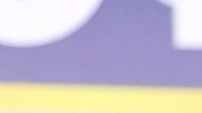 Carolina Sandoval toma las medidas de su lengua.