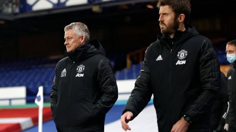 Michael Carrick, DT interino del Manchester United junto a Solskjaer.