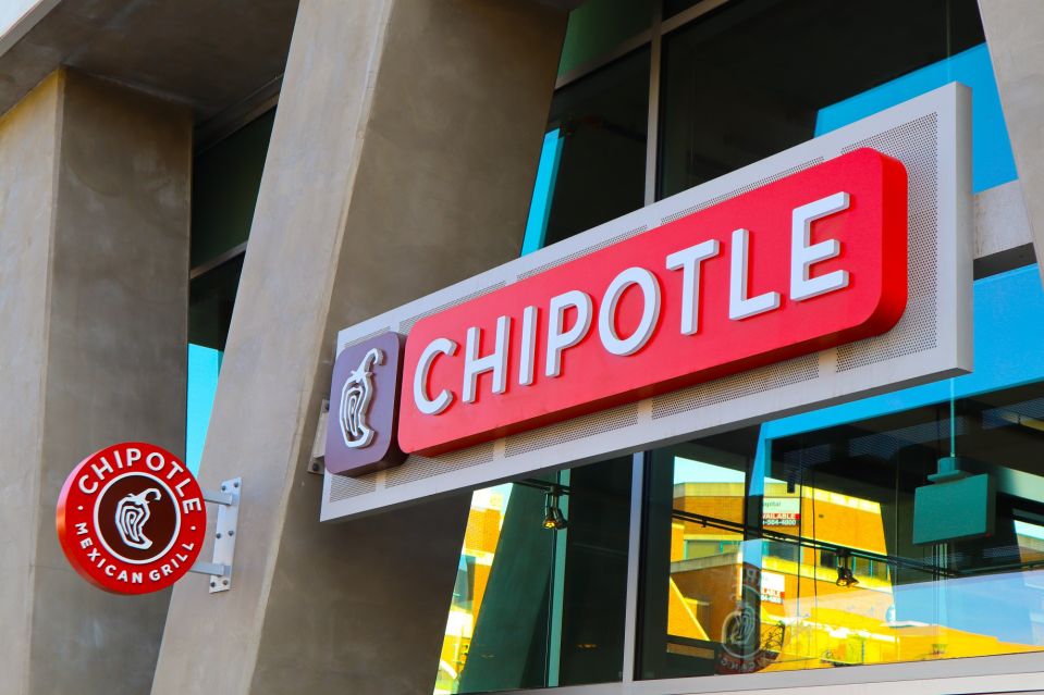 En Austin, un manager de local y 4 empleados de Chipotle llegaron al límite y renuncian al final