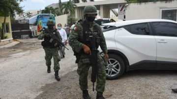 Cuatro estadounidenses heridos en el ataque de hombres armados en la playa de Cancún