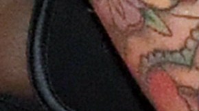 Dejo que mi madre y mi hermana se acuesten con mi esposo, afirma swinger