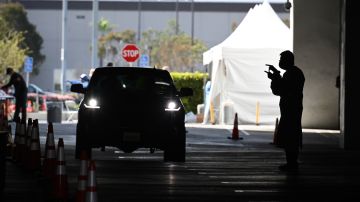 Falsa alarma de tiroteo causa pánico en centro comercial de California