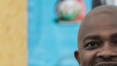 Nick Mwendwa, presidente de la Federación Keniana de Fútbol.