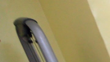 Joven muere aplastado por aparato de más de 650 libras en gimnasio de México