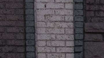 El rostro de George Floyd en un mural.
