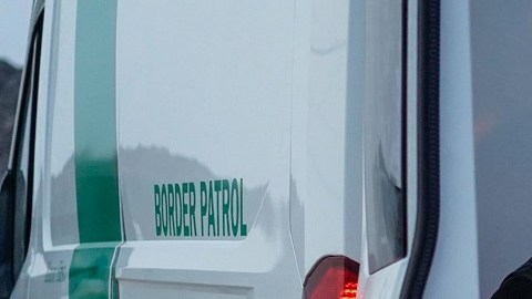 El programa Permanecer en México fue impuesto por el expresidente Donald Trump.