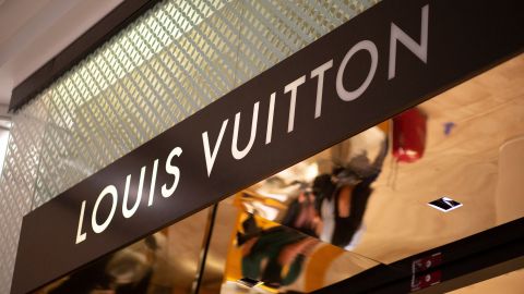 Por qué las ventas de artículos de lujo tendrán un récord este año-GettyImages-1234592854.jpg