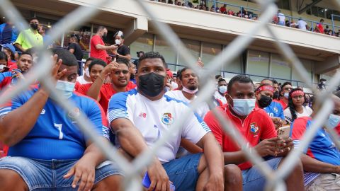 Los aficionados panameños no se comportaron contra Costa Rica y México. (Foto: Getty Images)