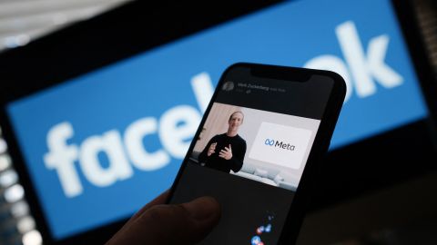 Facebook anuncia que eliminará lo datos de reconocimiento facial de más de 1,000 millones de usuarios-GettyImages-1236190685.jpg