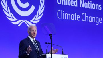 Joe Biden participa en a cumbre del clima COP26 que se realiza en Glasgow Escocia.