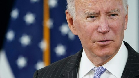 El presidente Biden pidió a los demócratas que aprueben sus planes económicos.
