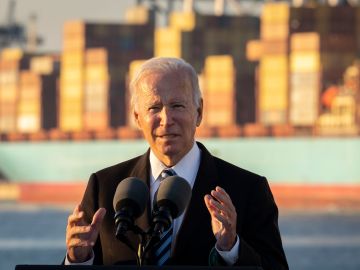 Biden podría firmar el lunes la Ley de Infraestructura-GettyImages-1236485501.jpg