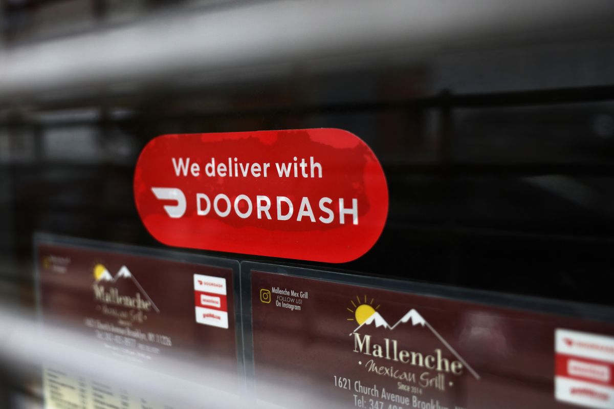 El servicio DoorDash implementará más medidas de seguridad para ayudar a sus repartidores.