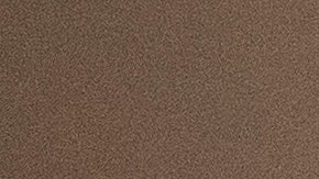 Una mujer con síntomas de covid-19 es trasladada a un hospital en Texas.