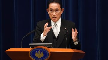 Japón contempla endurecer el control fronterizo debido a variante Ómicron