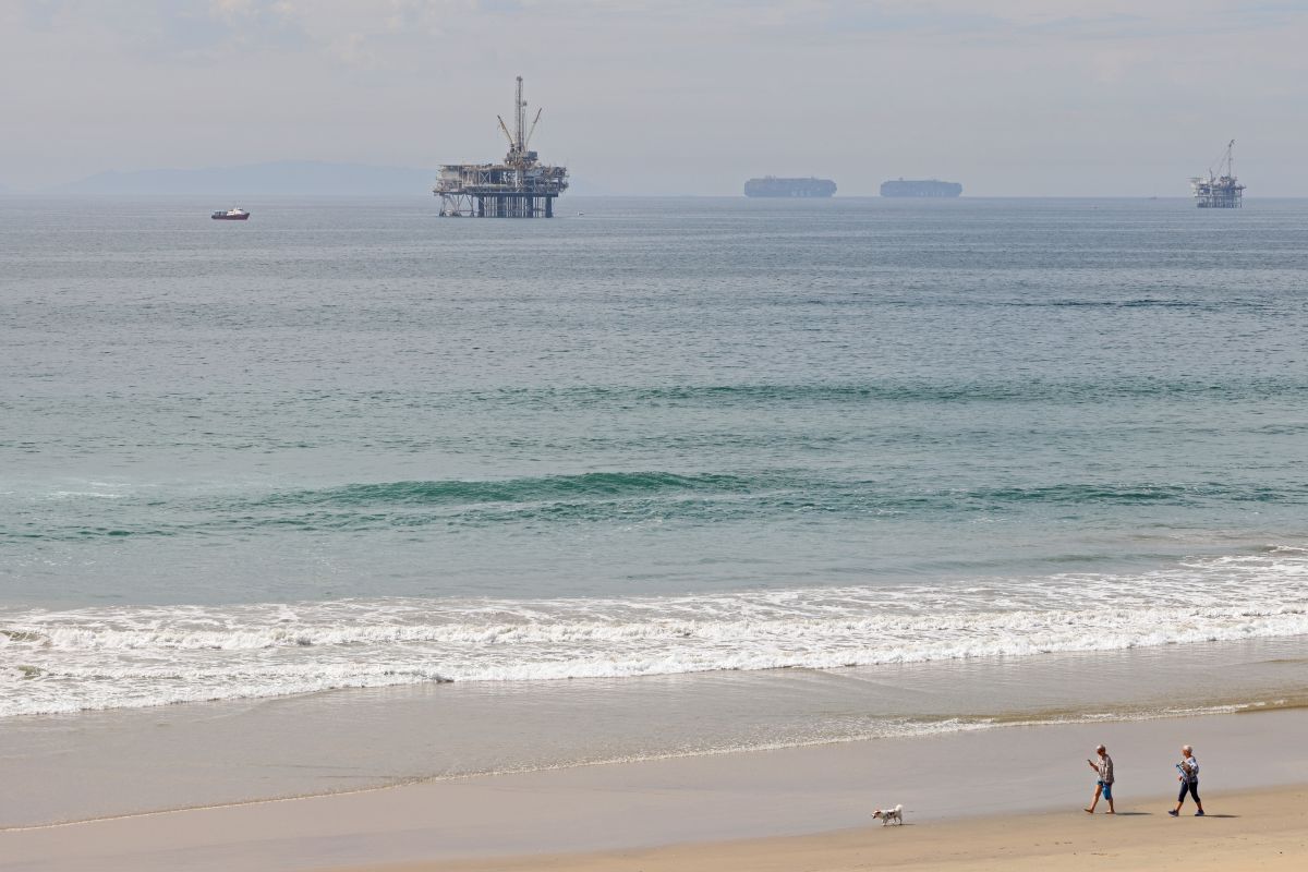 Oil shine in the ocean could be due to pipeline repair works, authorities said