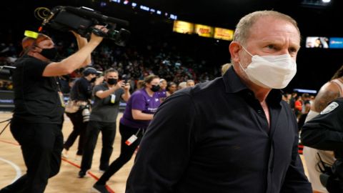 Robert Sarver, propietario de los Phoenix Suns.