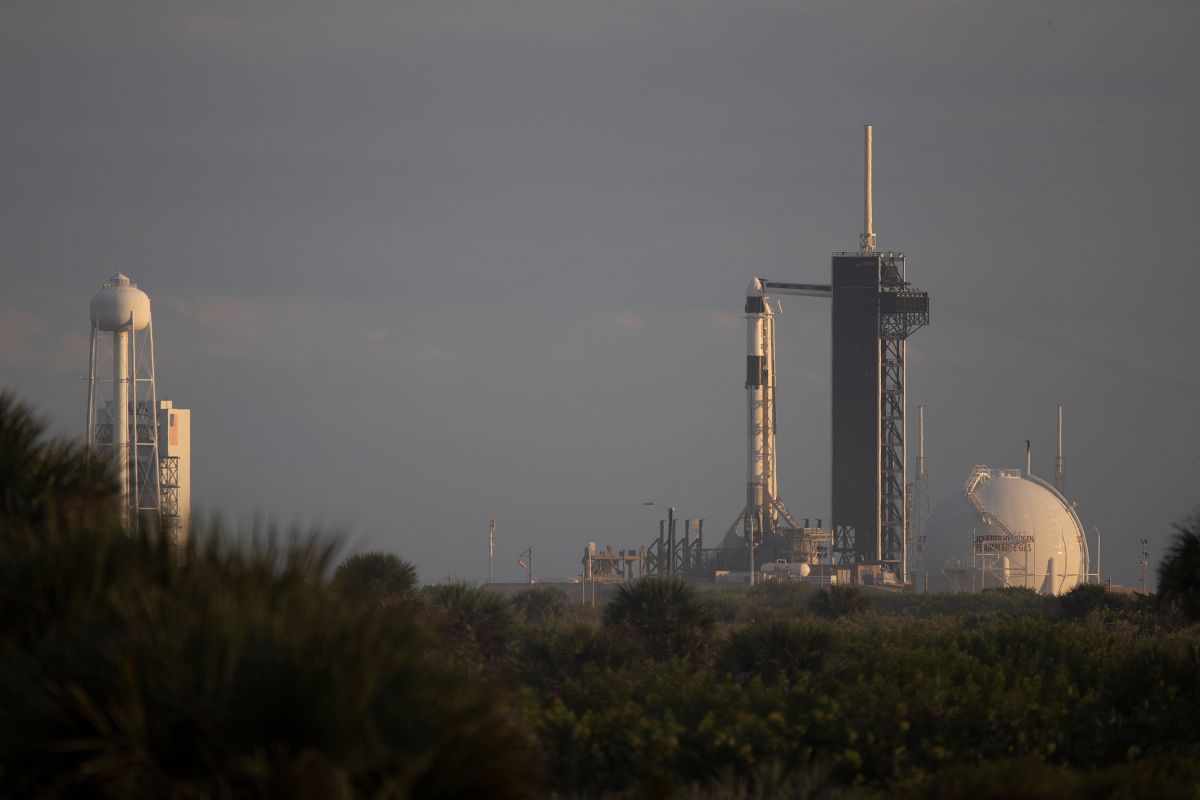 SpaceX lanzó con éxito su misión Starlink para poner en órbita nuevos satélites desde Cabo Cañaveral en Florida.