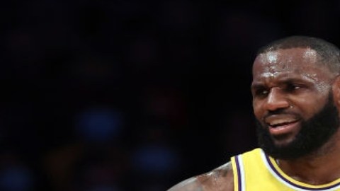 LeBron James ha jugado poco con los Lakers.