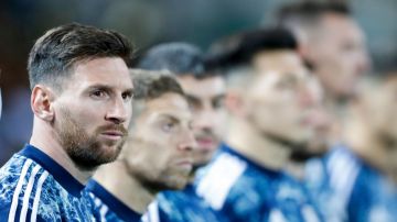 Messi es capitán y figura de Argentina.