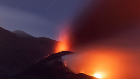 La erupción cumplió este viernes 60 días.