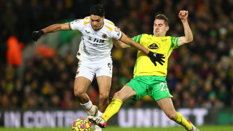 Raúl Jiménez no pudo anotar en el partido para los Wolves.